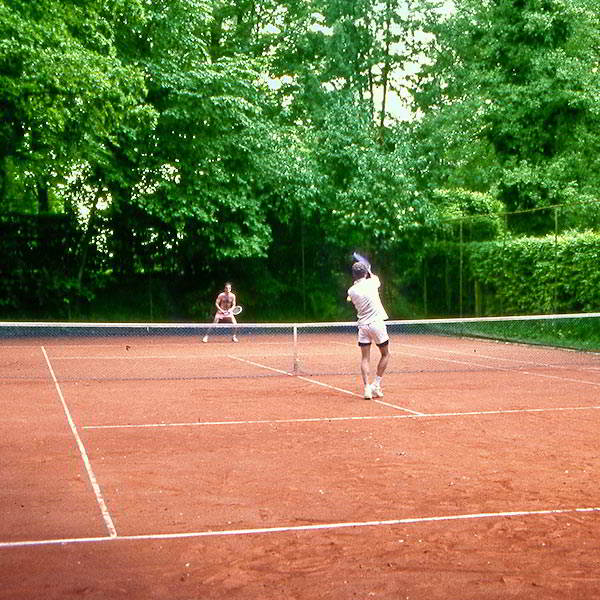 Tennis Hotel