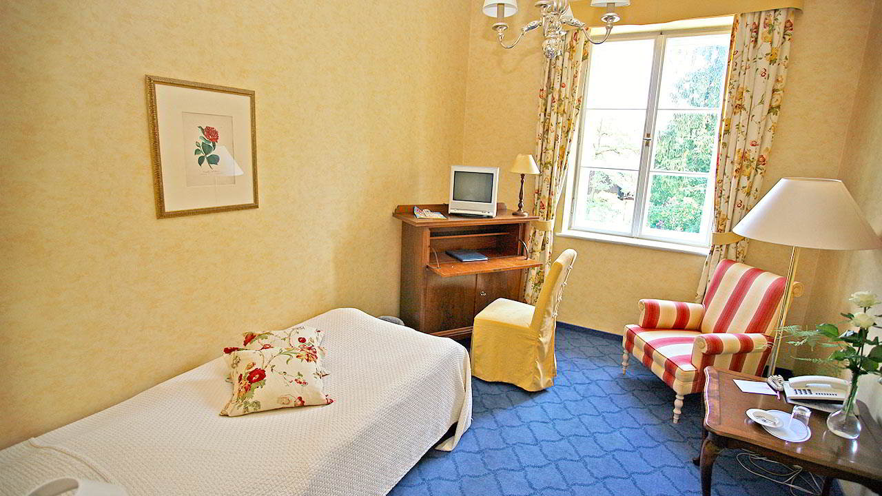 020-Zimmer-im-Hotel-Kaiserin-Elisabeth.jpg