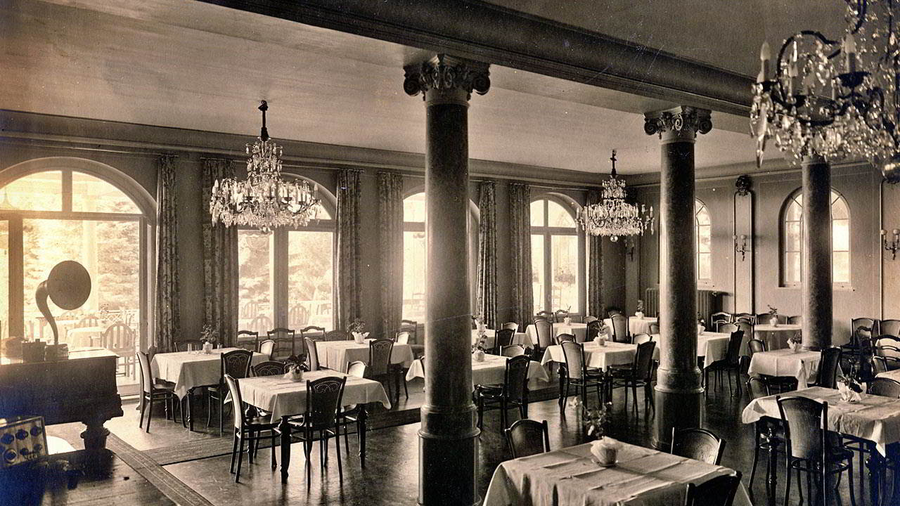 051-Restaurant.jpg